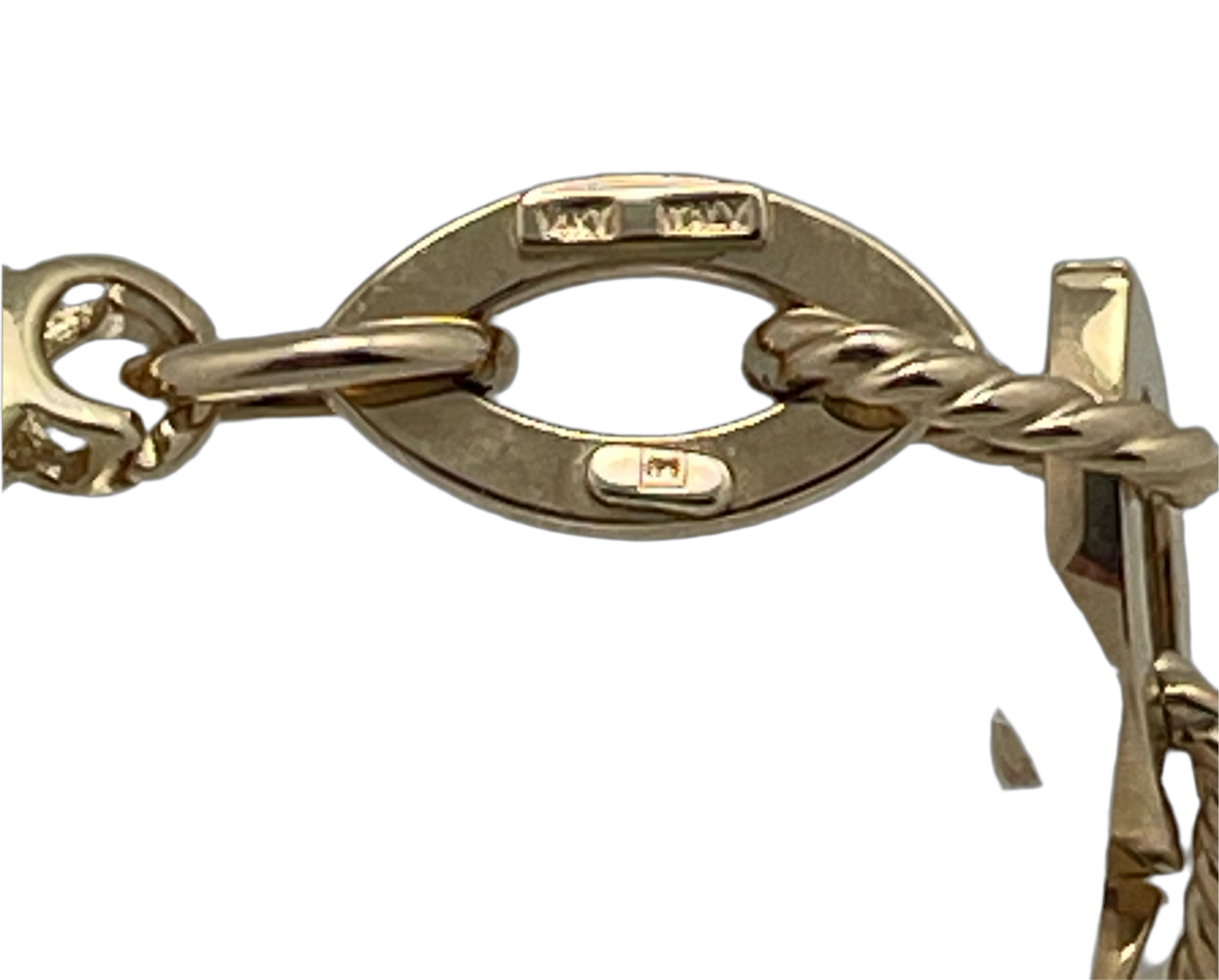Discover the timeless elegance of our Italian fancy bracelet.