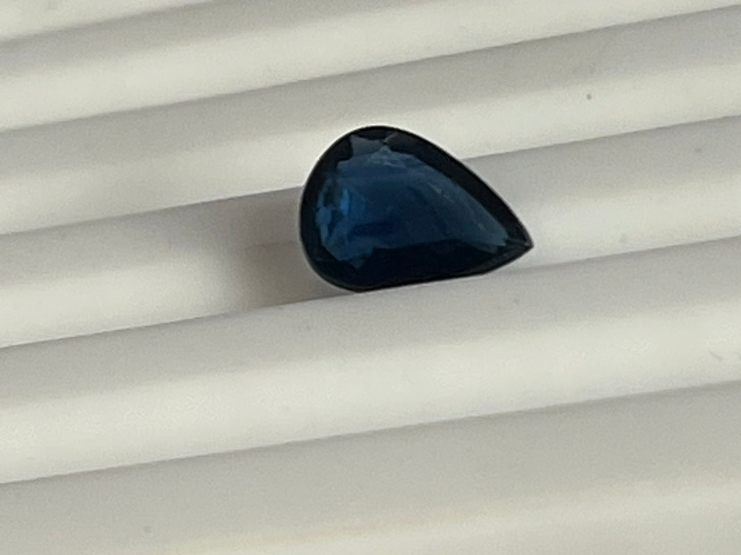 Sapphire pear shape