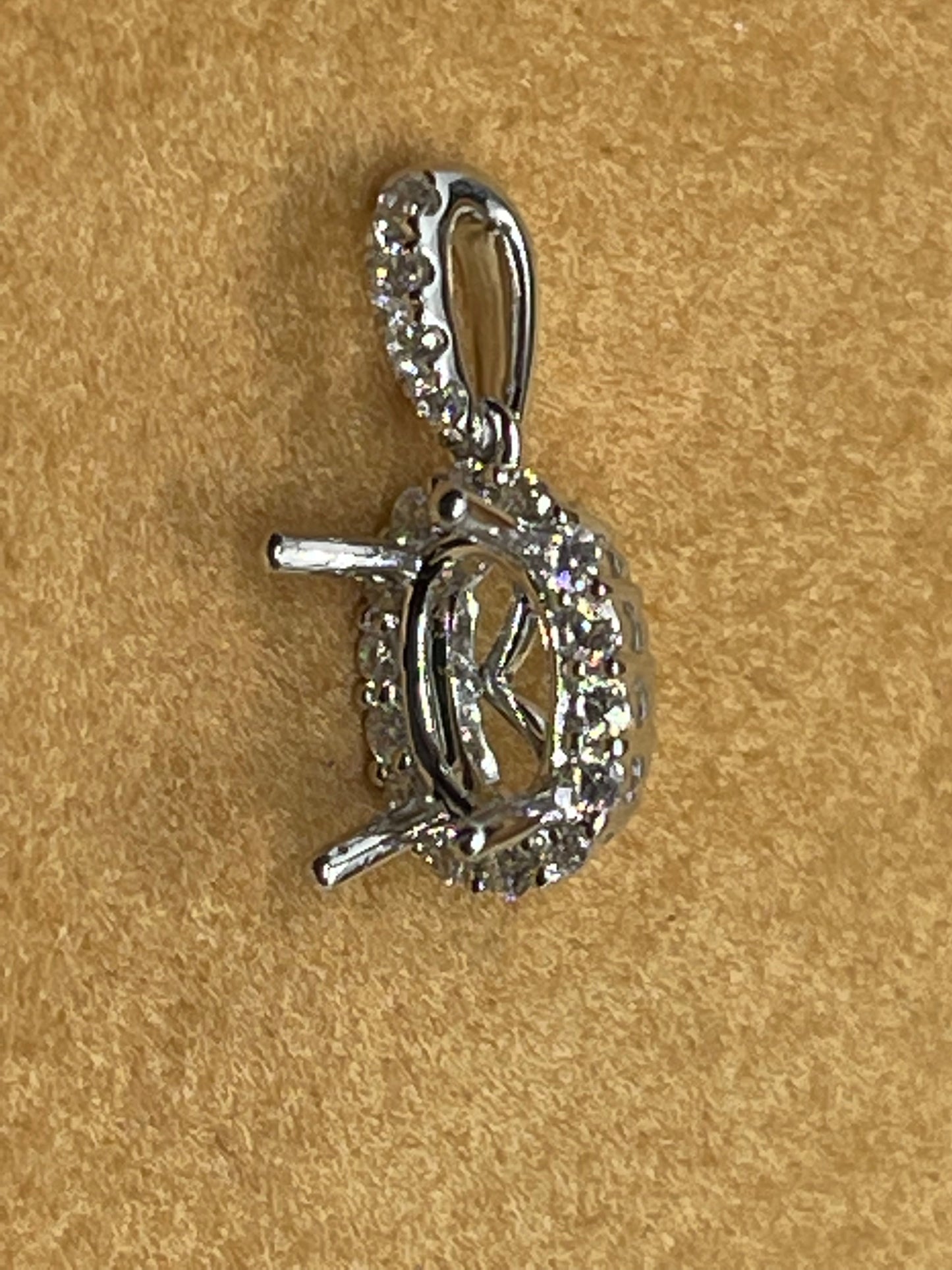 Oval Halo Setting