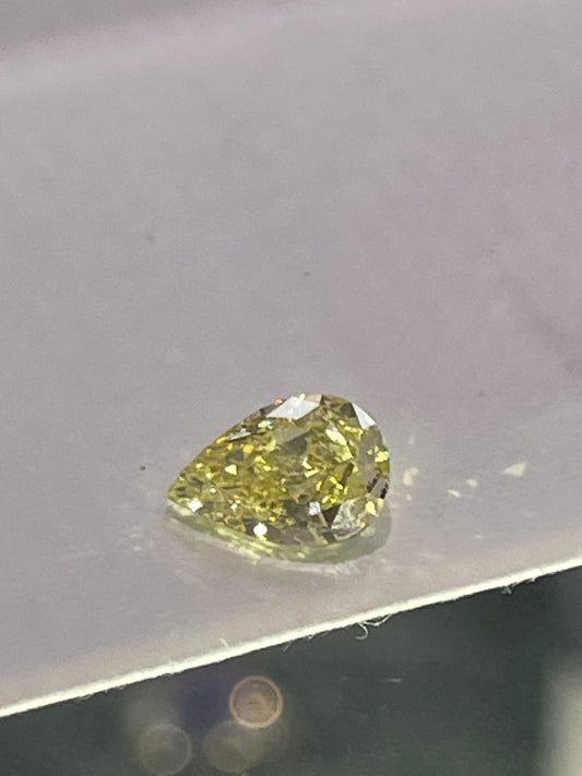Fancy intance Yellow 1.00 carat pear shape Diamond