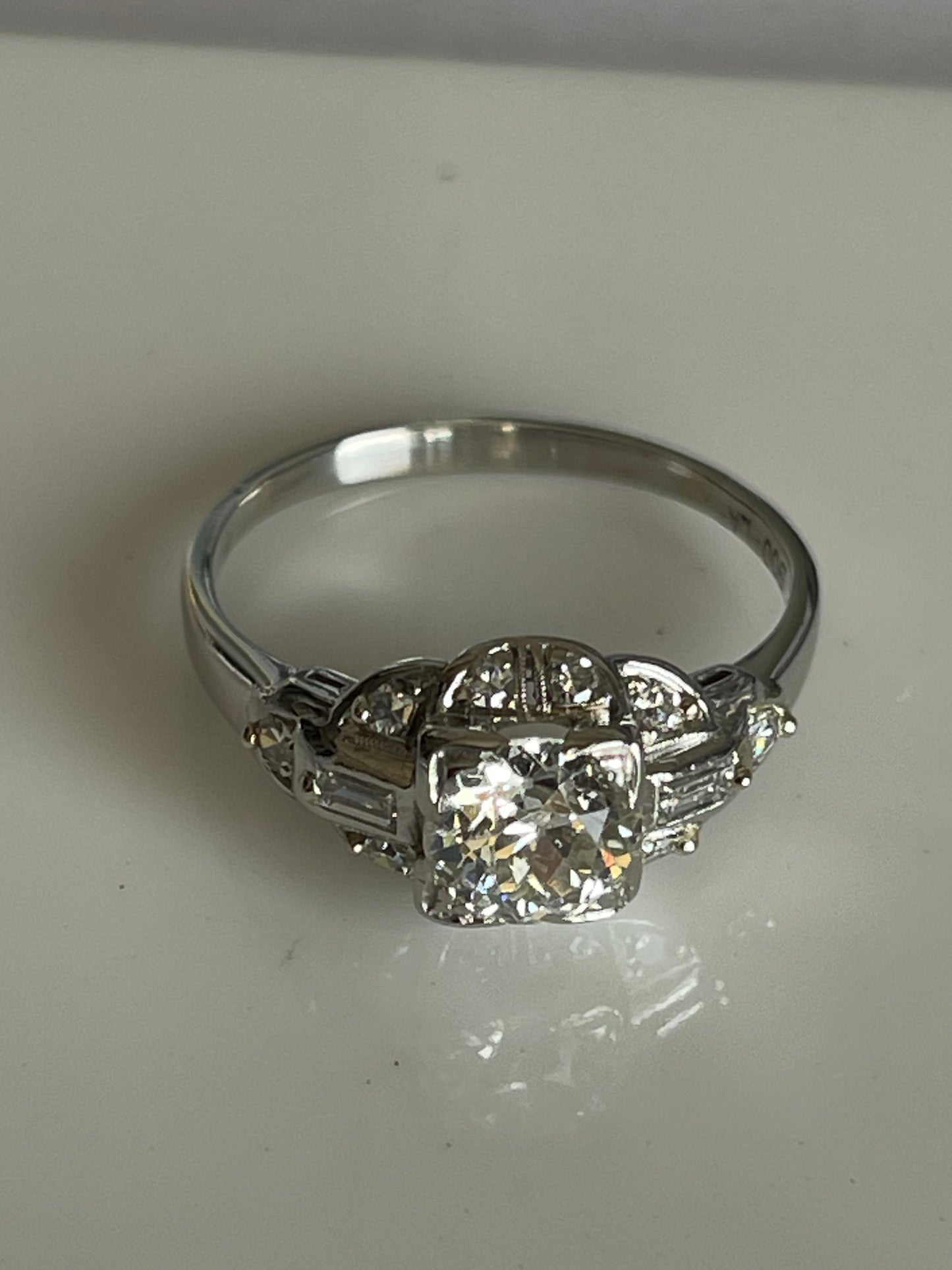 Beautiful antique platinum Ring