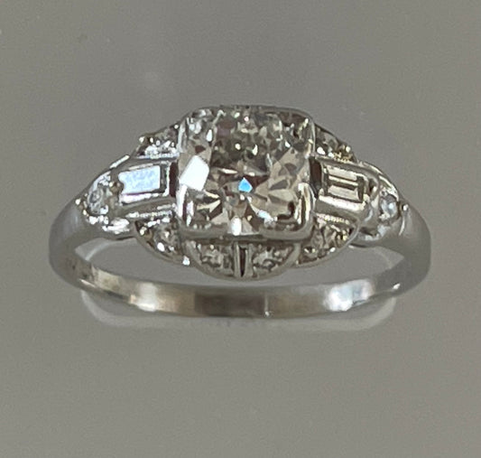 Beautiful antique platinum Ring
