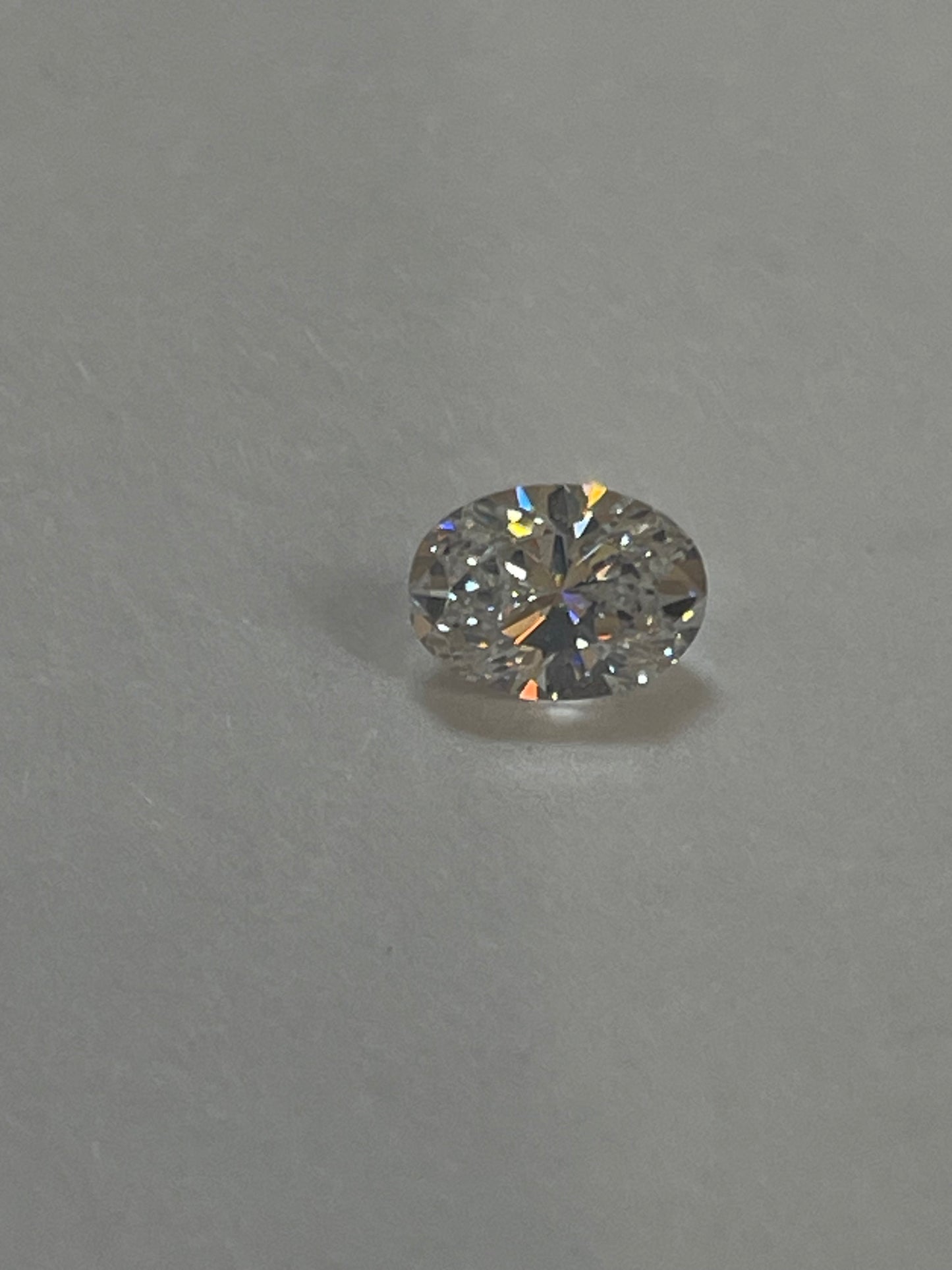 0.98 D-vvs. oval  Gia
